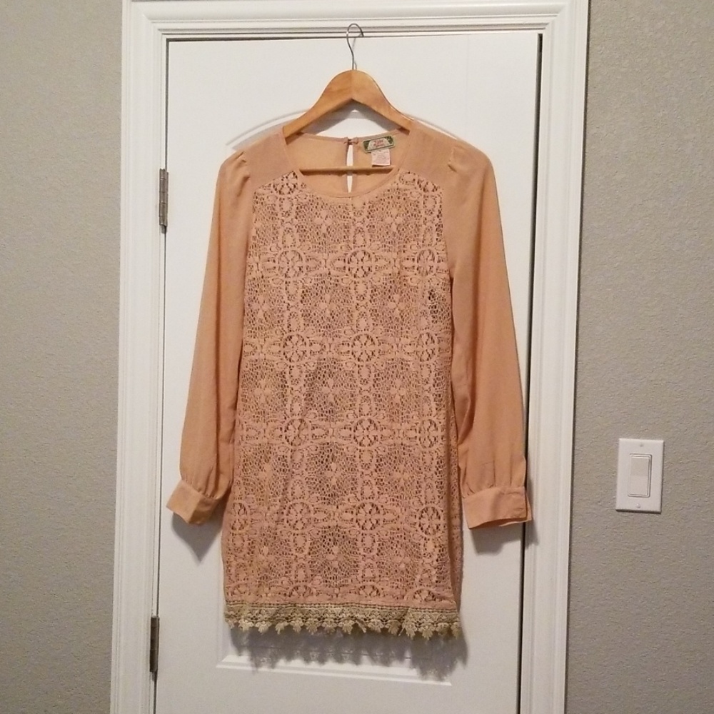 Flying Tomato Front Lace Dress Size Small